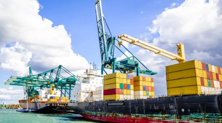 Gemengd beeld van vestigingsklimaat in België voor logistieke activiteiten