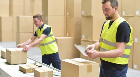 Europese vrachttarieven voor weg- en pakketvervoer zullen de komende zes maanden met 8% stijgen