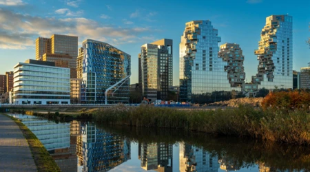 Economic vision on development of prime office area